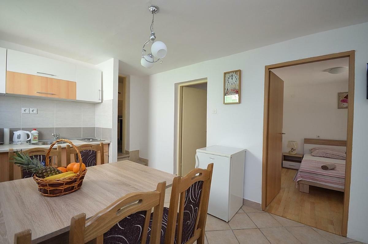 Apartmani Ana Tribalj المظهر الخارجي الصورة